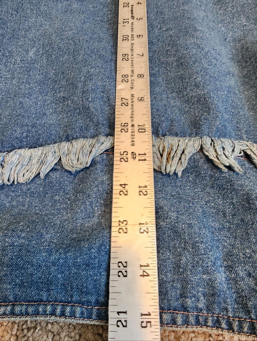Vintage-Inspired Blue Denim Crop Jacket by - Picture 4 of 7